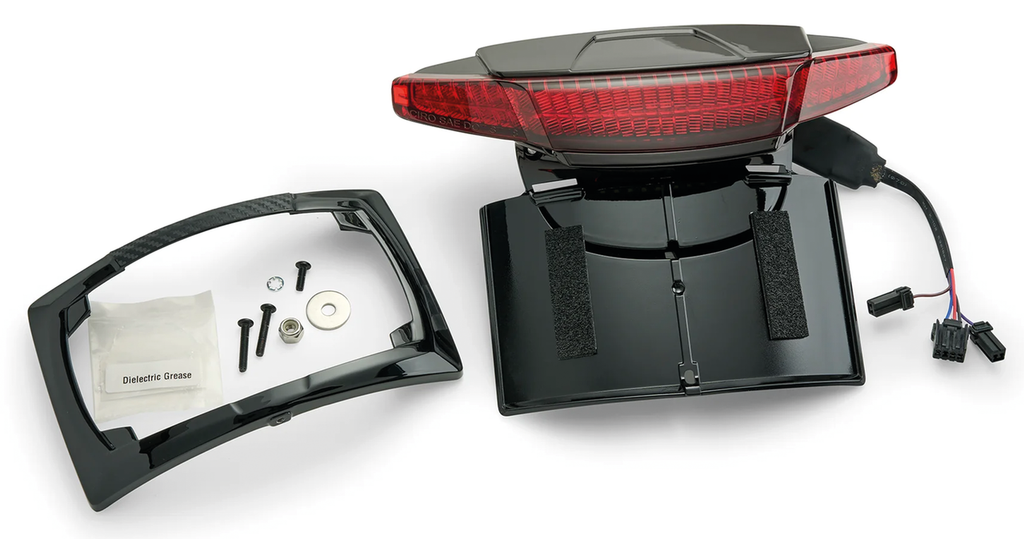 CIRO LATITUDE LIGHTSTRIKE TAIL LIGHT & LICENSE PLATE HOLDER FOR TOURING