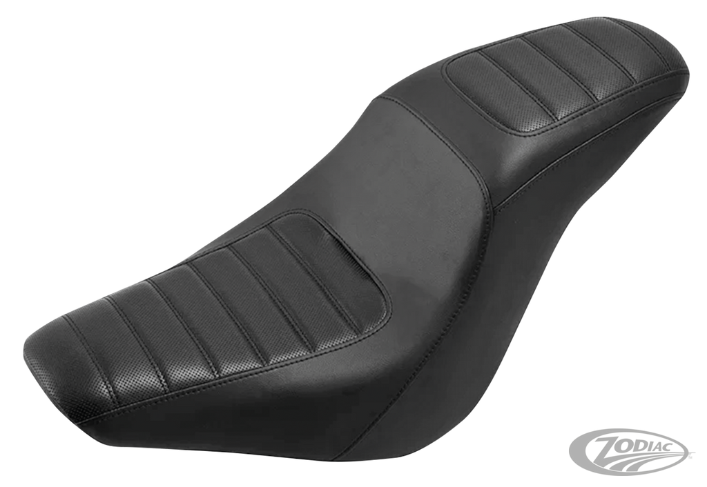 C.C. RIDER 2-UP SEAT FOR MILWAUKEE EIGHT LOW RIDER