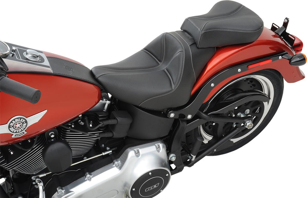 PILLION DOMINATOR