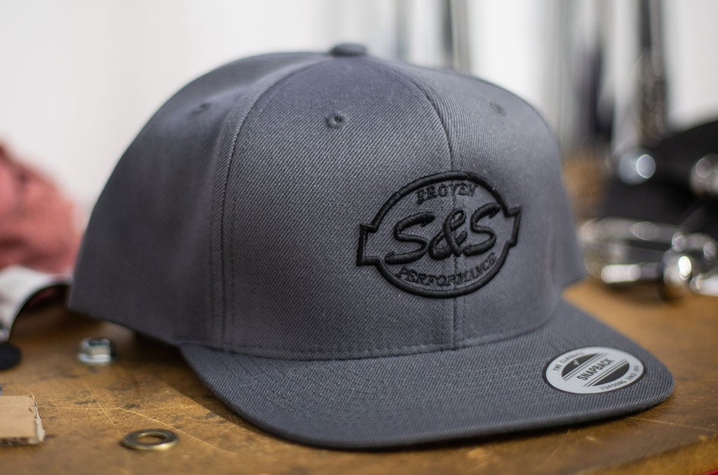 HAT S&S SNAPBACK GREY