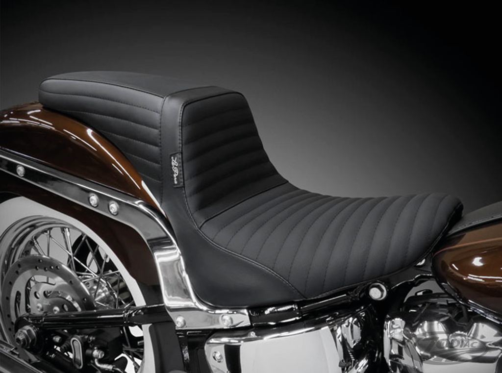 LE PERA KICKFLIP SOLO FOR MILWAUKEE EIGHT SOFTAIL